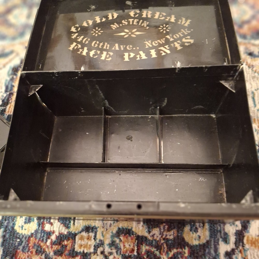 M. STEIN Metal Makeup Lockbox C. 1910 - RARE