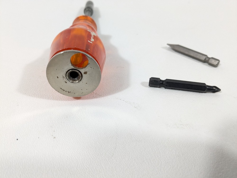 Paladin Screwdriver 1/4" Driver Bits Convertible Philips Flathead VTG Tool