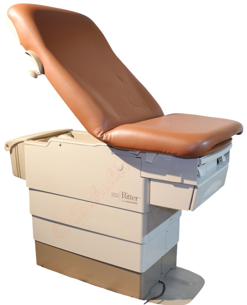Midmark 222 Power Exam Table
