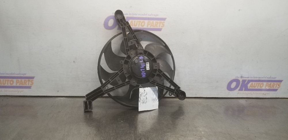 96 CHEVY IMPALA SS RADIATOR FAN ASSEMBLY LEFT DRIVER