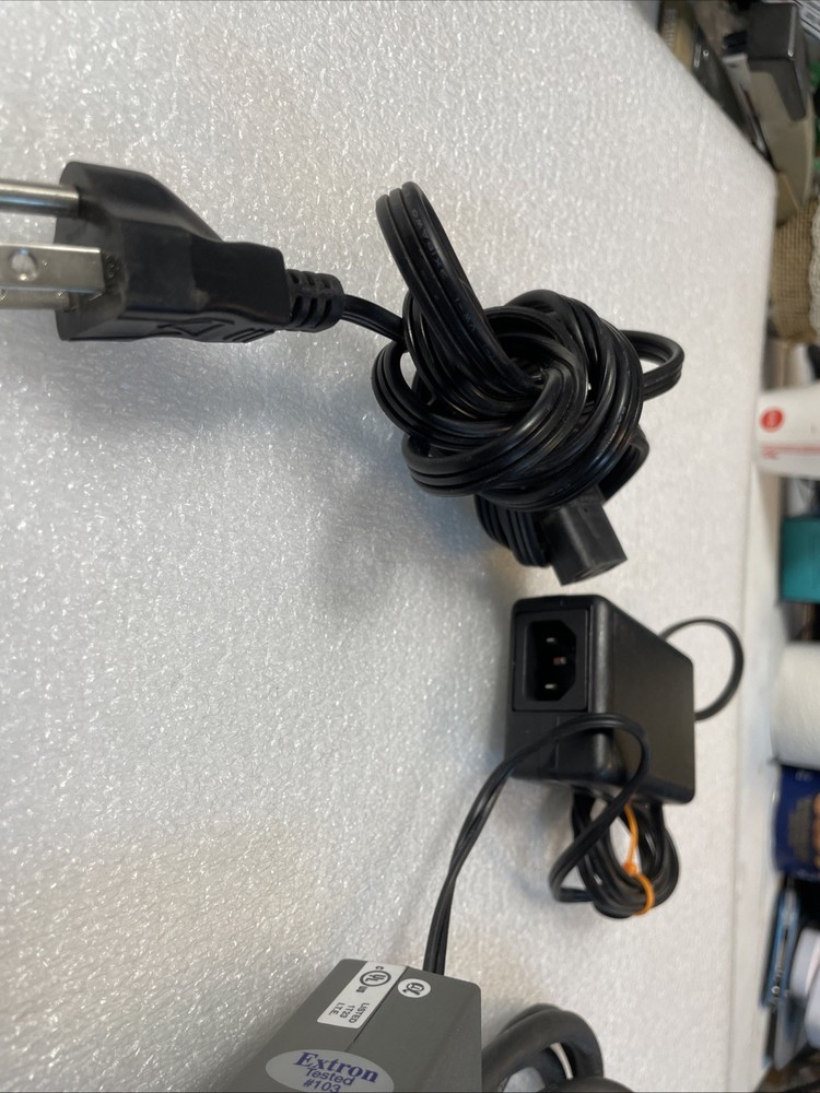 EXTRON P/2 DA2 Plus - VGA Splitter