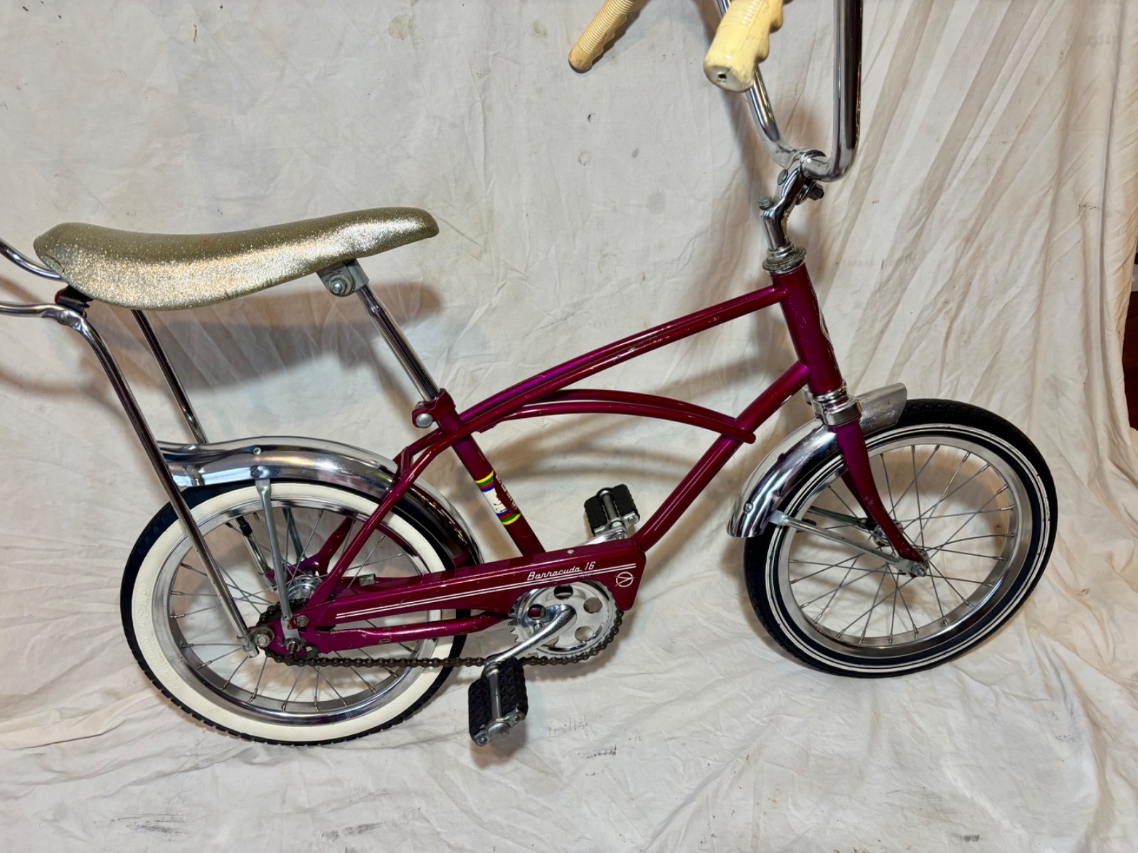 Rare Vintage 1960’s Barracuda 16 Muscle Bike. 16” Stingray Midget Style Original