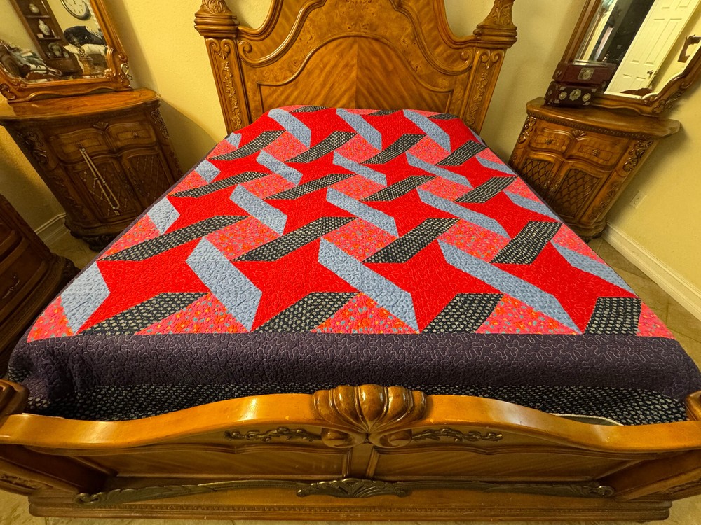 King  Size  Machine Pieced And quilted  Patchwork Quilt #6A-1-3