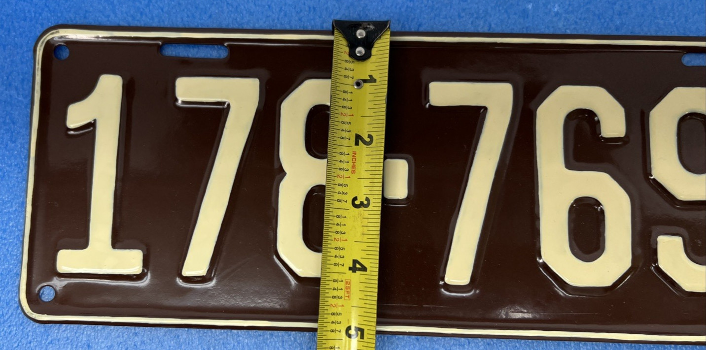 1933 Original Tennessee License Plate restored repaint Nice Display Plate Tag