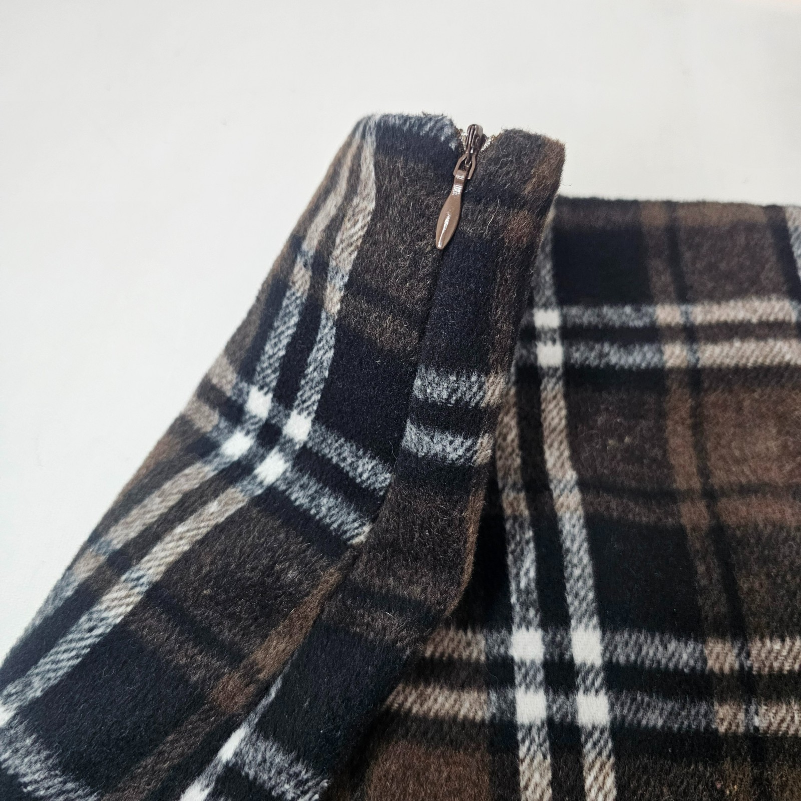 Women Plaid Mini Skirt Brown Black Wool Blend Autumn Size L Side Zip