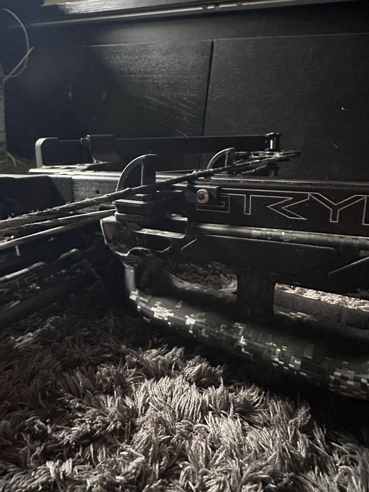 Stryker Strykezone 380 Modified Version Daryl Dixon Crossbow Optifade