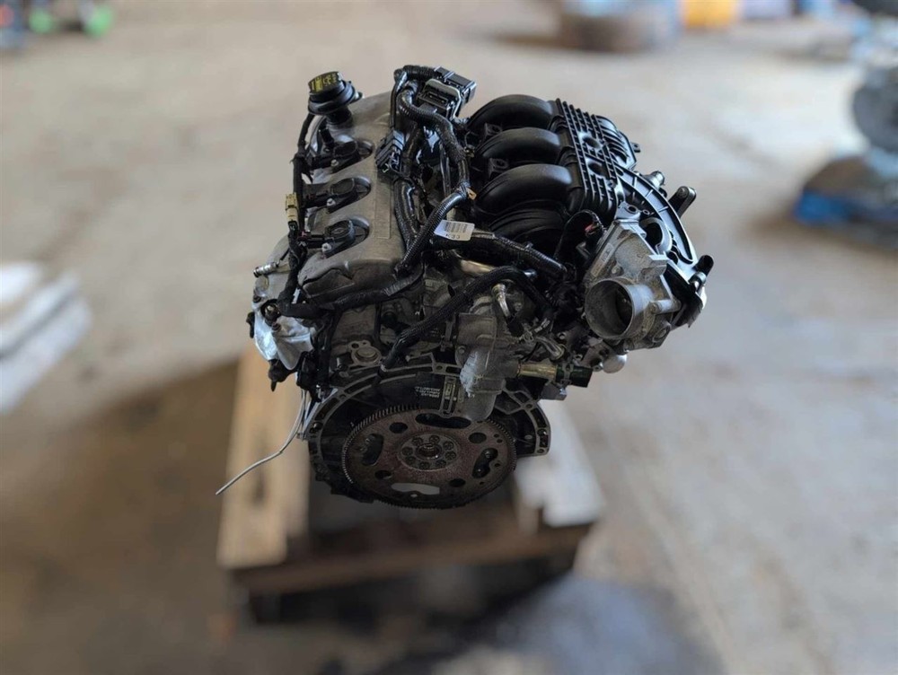 MKZ 2011 Glove Box 18910