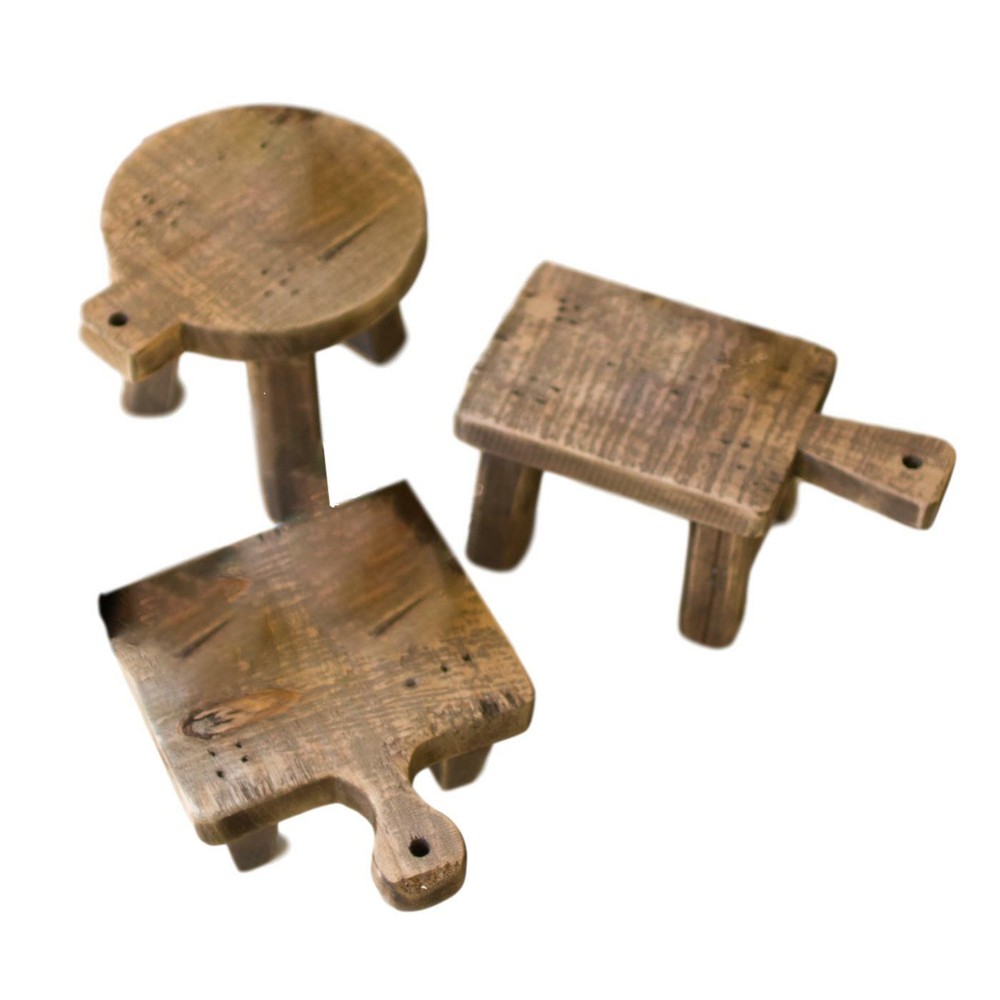 Adorable Mini Wooden Set Three Classic Shaped Cutting Board Display Risers