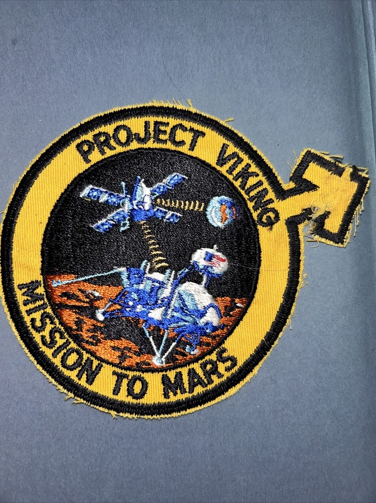 "PROJECT VIKING - MISSION TO MARS," YELLOW PATCH, (4.00" Diameter), Damaged