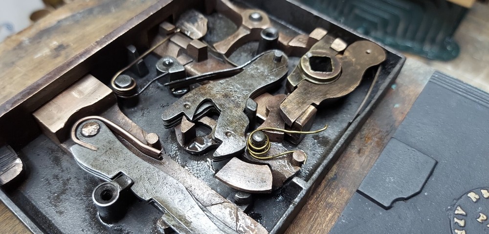 ANTIQUE MORTISES REPAIR SERVICES - Corbin - R&E - Sergeant - Yale