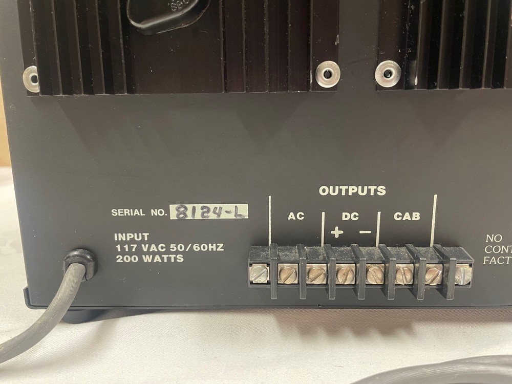 Dallee Electronics Model Railroad Power Supply - ENGINEER THROTTLE - Model 850