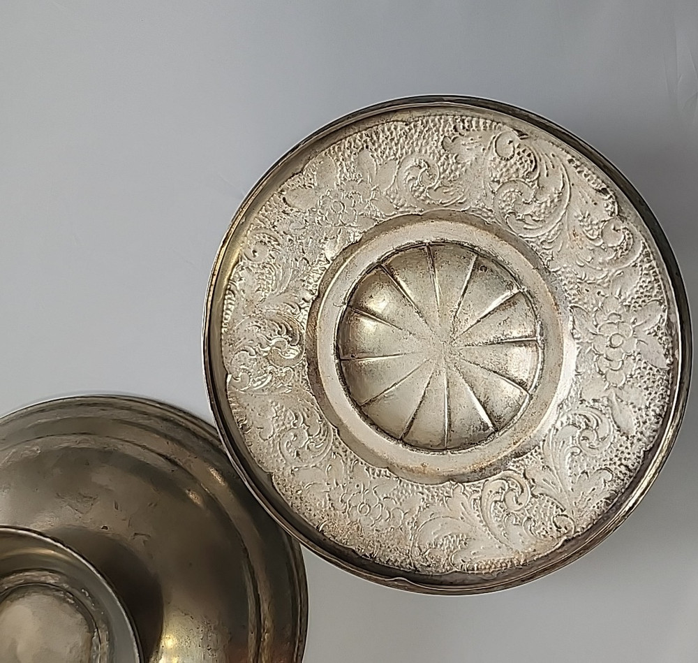 Silver tone Dish Bowl With Lid - unmarked