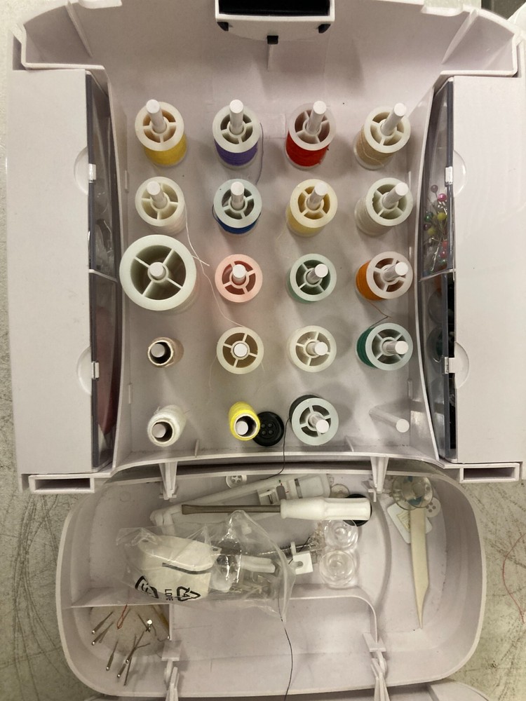 Singer Sew Essentials Storage System Full With Extras