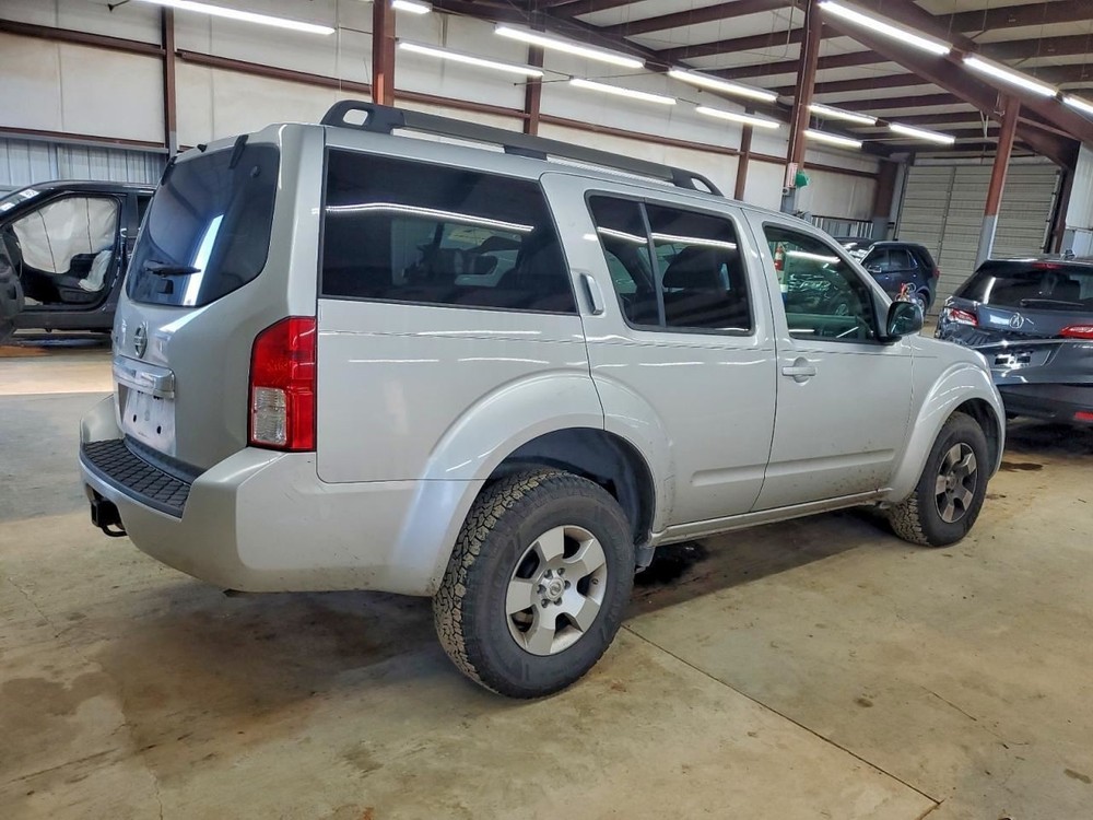 PATHFINDR 2011 Glove Box 4969865