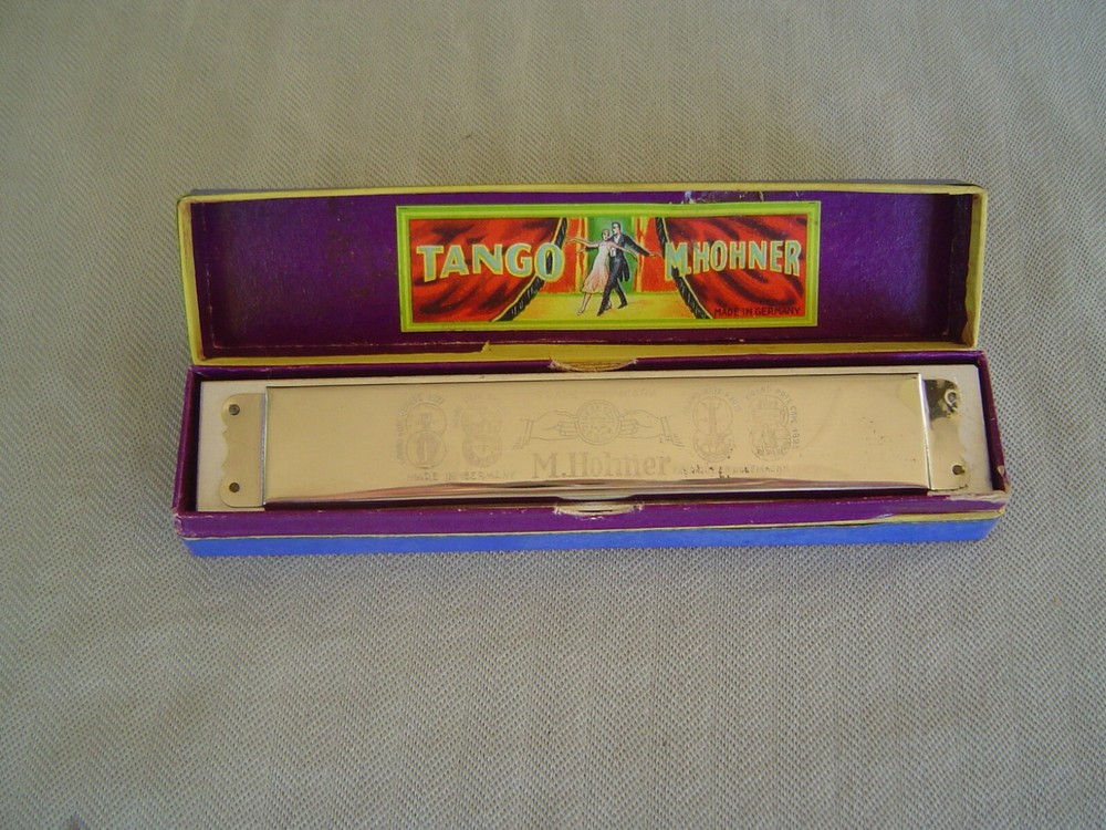 "TANGO" "C" SINGLE SIDED TREMELO HARMONICA BY M. HOHNER & NICE STORAGE BOX