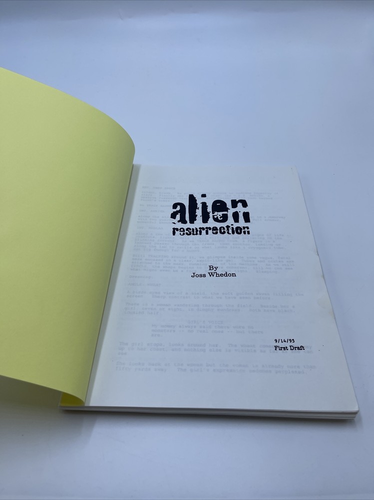 1997 "ALIEN: RESURRECTION" Storyboard, First Draft script and Press Release Kit