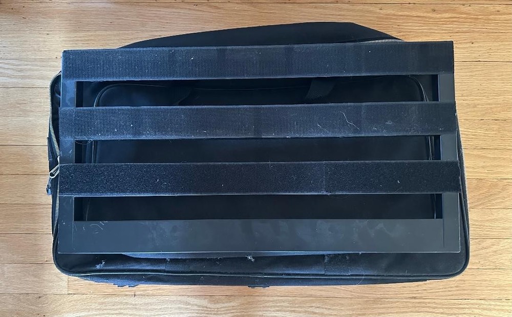 Pedaltrain Classic 2 Pedalboard with Soft Case Used