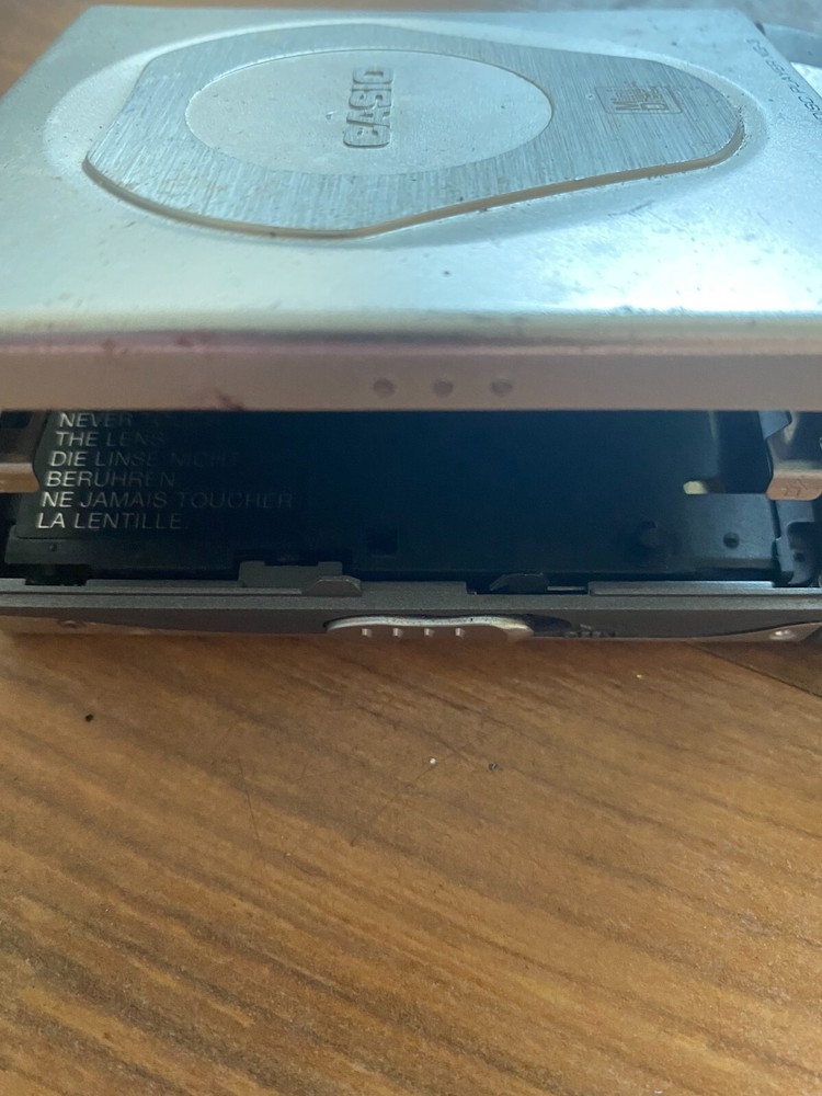 CASIO Portable Minidisc Player XG-3