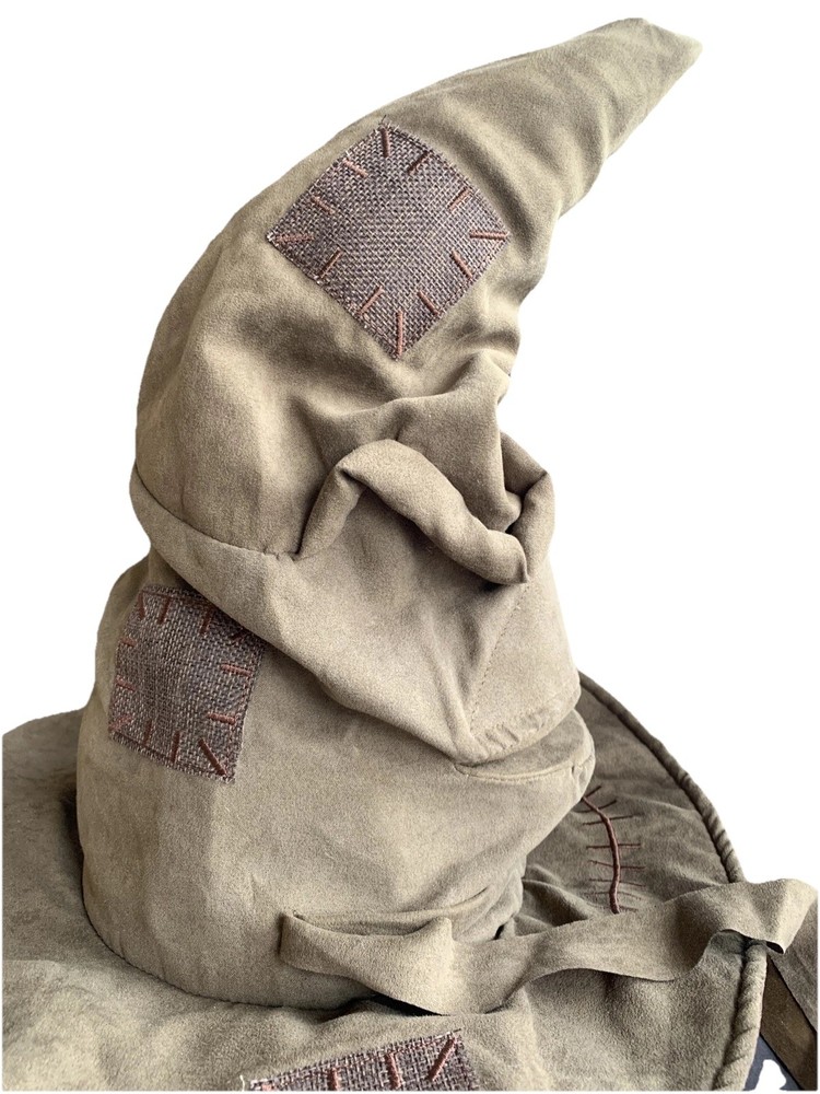 Harry Potter Wizarding World Animatronic Talking Animated Sorting Hat CC