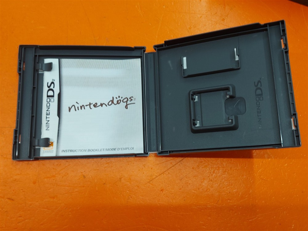 ⭐️⭐️⭐️⭐️⭐️*EMPTY Game Case* Nintendo DS Nintendogs: Chihuahua & Friends w Insert