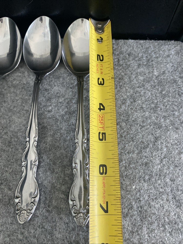4 TOWLE/SUPREME CUTLERY STAINLESS FLATWARE, "PIERRE" PATTERN DINNER SPOONS