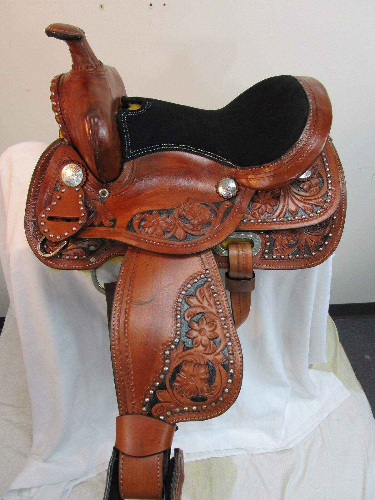WESTERN TRAIL SADDLE KIDS YOUTH PONY PLEASURE TOOLED LEATHER USED TACK 10 12 13