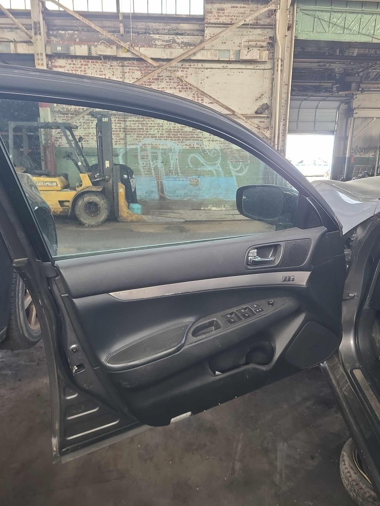 10-13 INFINITI G37 CONTROL PANEL UNDER NAV SCREEN OEM 3.7L