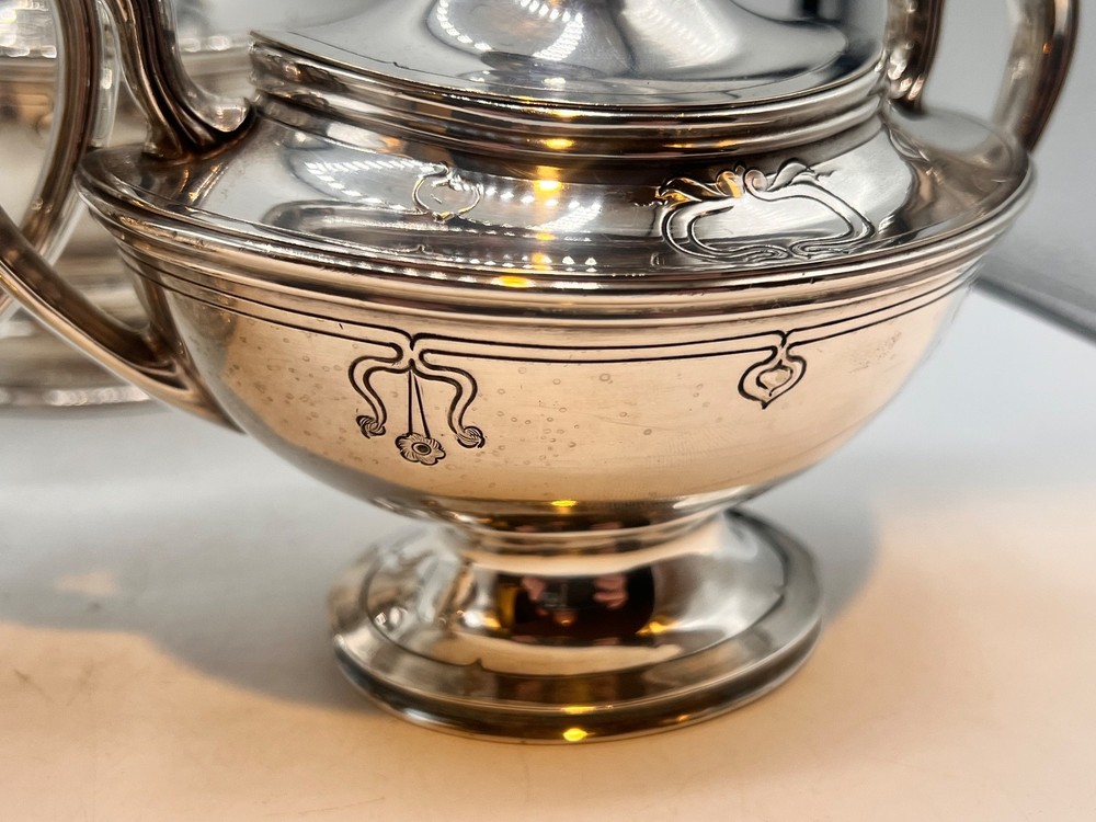 Reed & Barton 3882 silverplate three piece tea set