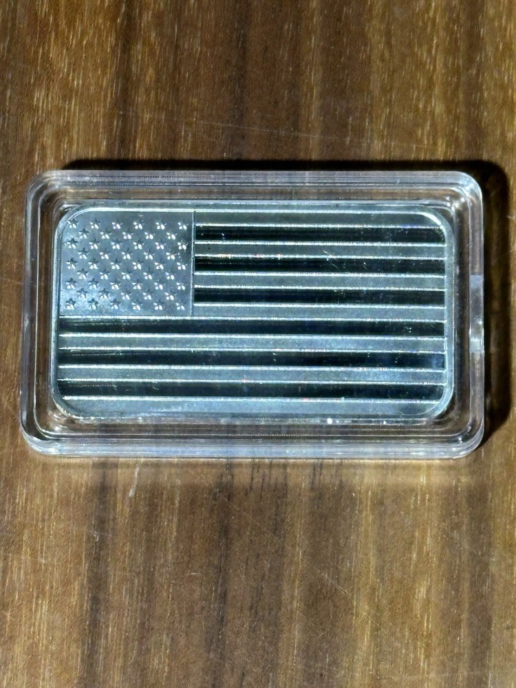 1 OZ Silver Plated American Flag Bar 0.999 Fine Silver US Seller (zinc/alloy)