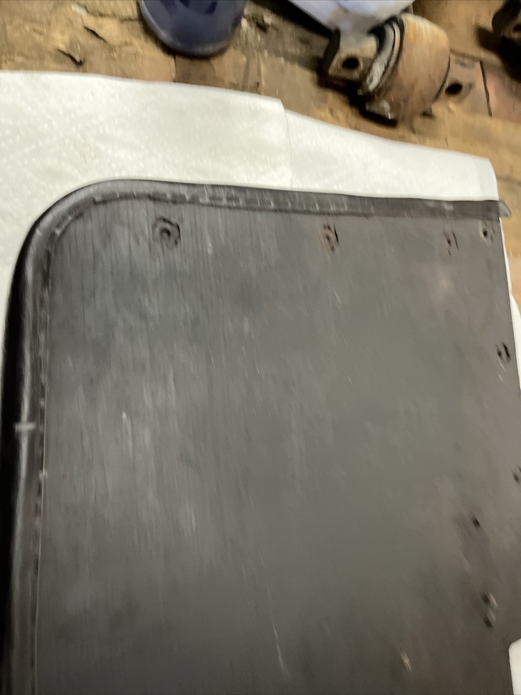 Peterbilt 379 Unibilt Sleeper Bench Used