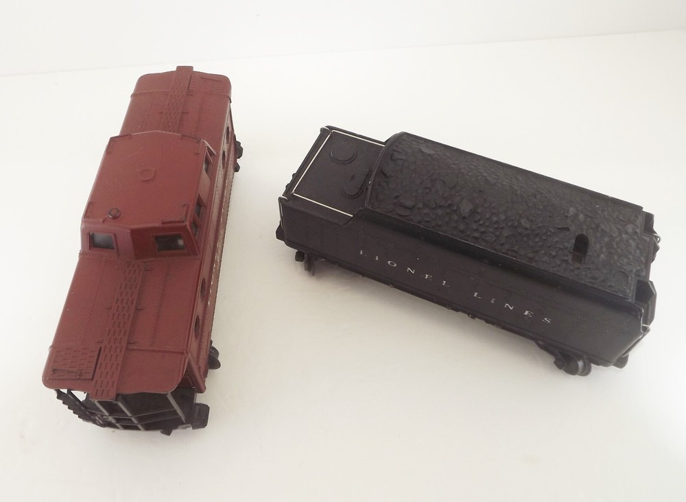 Vintage Lionel Trains & Trainmaster -