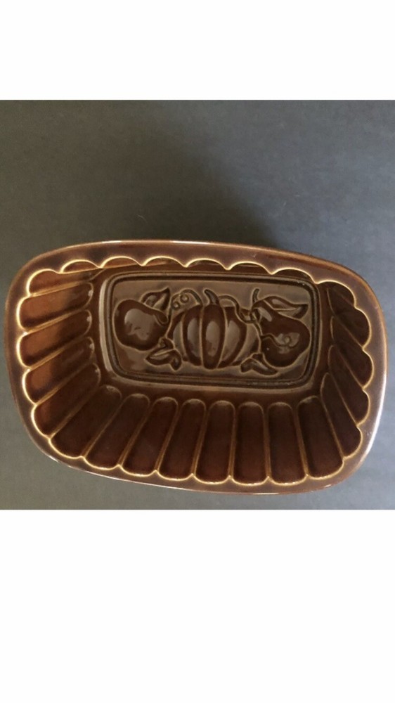 Bread Maker Mold cake Pottery Nordic Ware Style