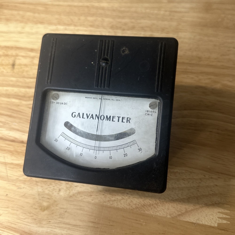 Vintage Weston Electric Scientific D.C. Galvanometer Model 741