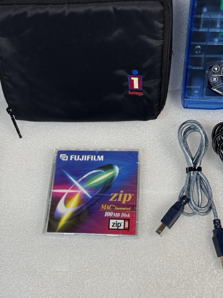 Iomega Zip 100 USB External Drive Bundle – Z100USB – Mac & PC - MINT!!!!!