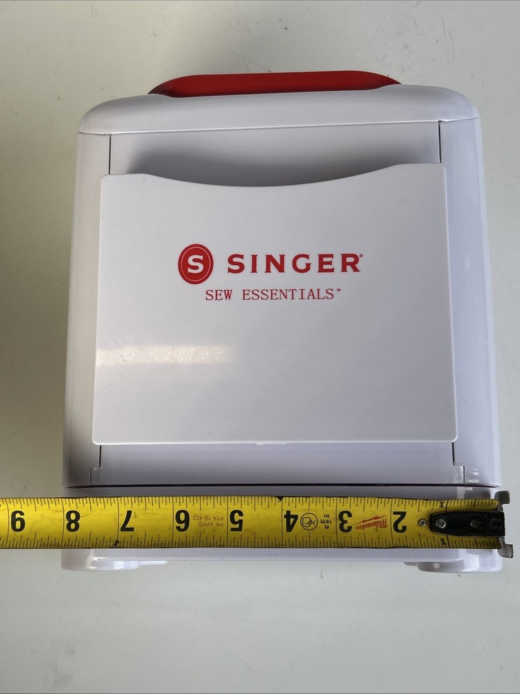 SINGER Sew Essentials Foldup Case Sewing Kit Portable Organizer Full Thread & Et