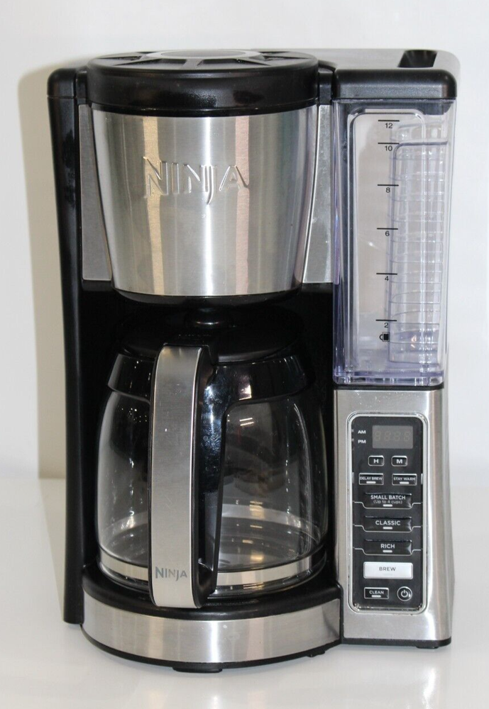 Ninja CE251 Coffeemaker 12-Cup Automatic Coffee Maker Pot Programmable Cafetière