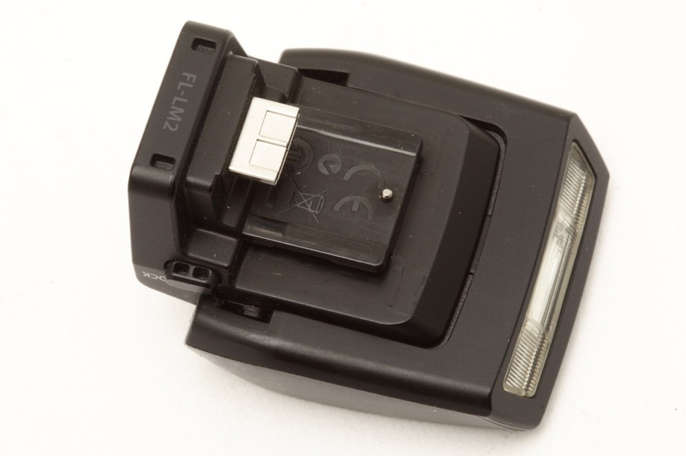 Olympus FL-LM2 Flash for Micro Four Thirds (E-M1, E-M5) with Case #50318