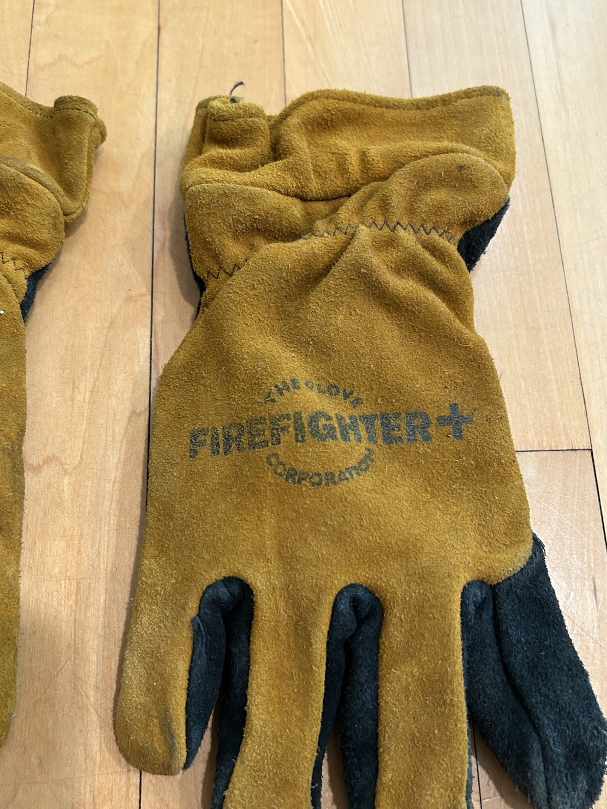 FireFighter + Brand The Glove Corp. Manufactured Firefighter Gloves Size XL-NICE