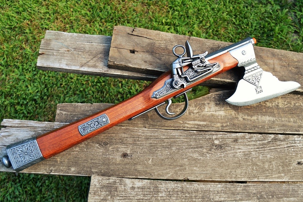German 17th Century Flintlock Pistol Axe Combination - Pirate - Denix Replica
