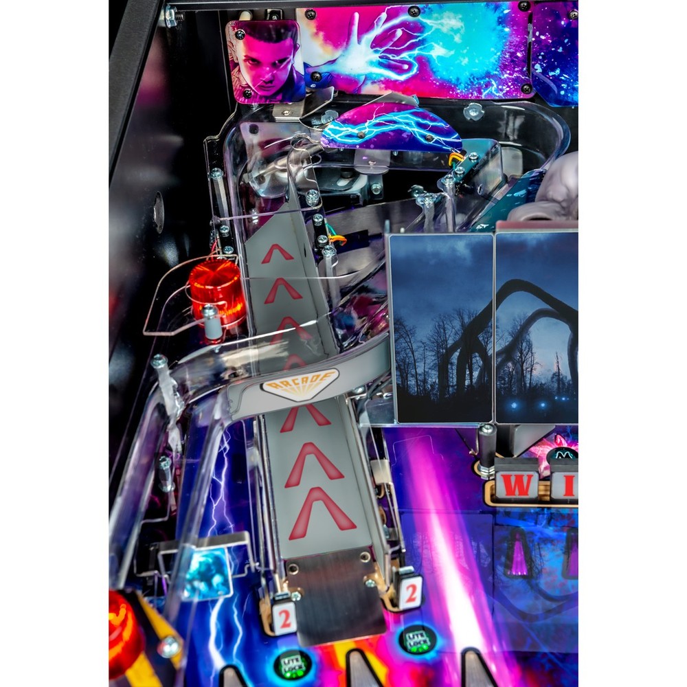 Stern Stranger Things Premium Pinball Machine