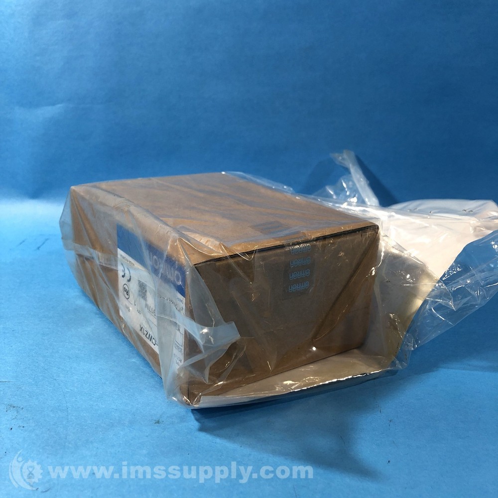 Omron E6C2-CWZ1X Rotary Encoder 5VDC FNFP