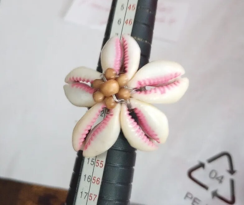 Hand Made Shell Flower White ,Pink, Brown Silver Tone Adjustable Ring