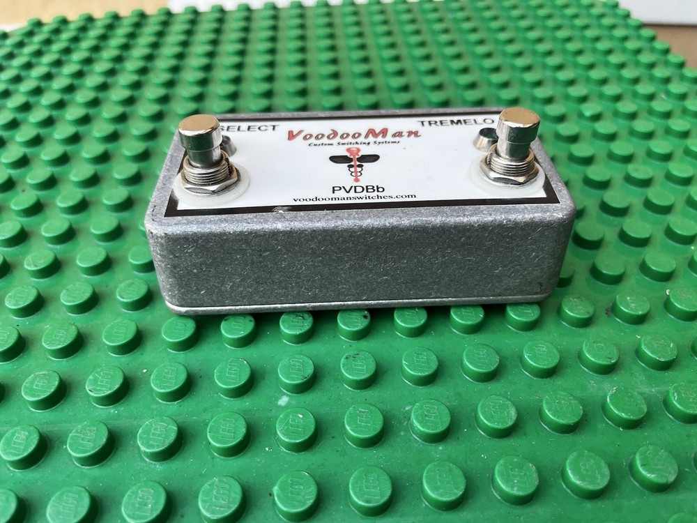 Voodoo Man PVDBb Foot Tremelo Switch Pedal Shown