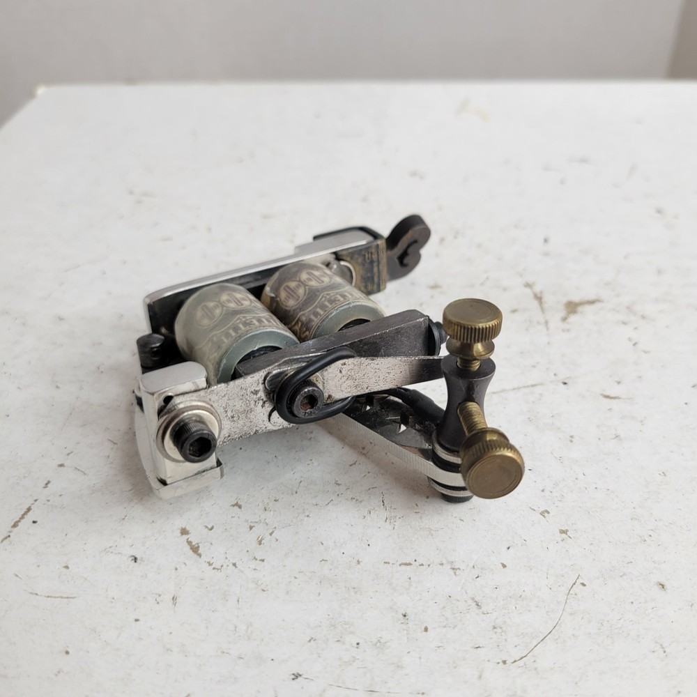 Tattoo Machine Shader