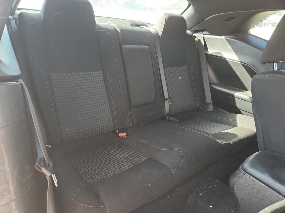 CHALLENGE 2020 Glove Box 4876685