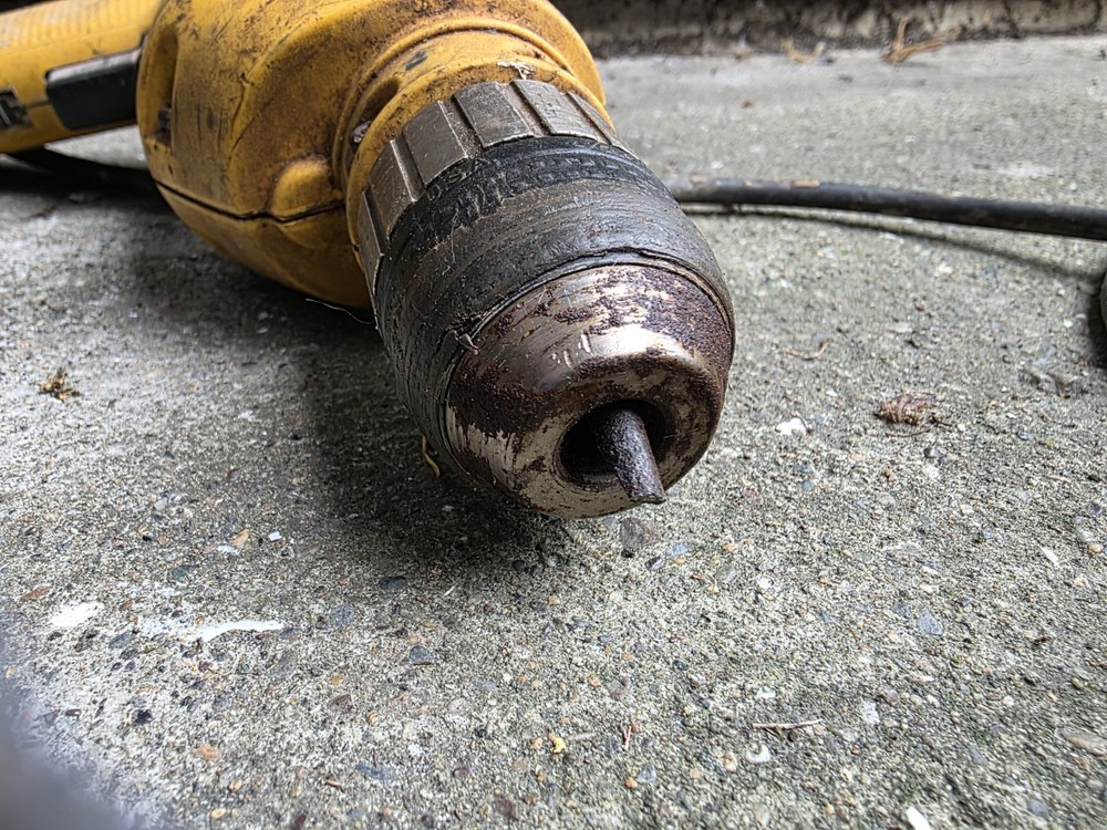 DEWALT DW106 VSR Variable Speed 3/8" Keyless Chuck Corded Drill