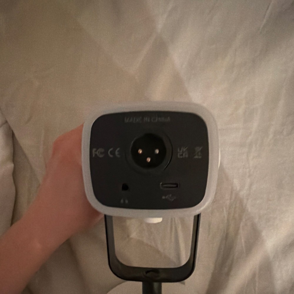 FIFINE White/Gray USB-C/XLR Freestanding Microphone with Mute Button