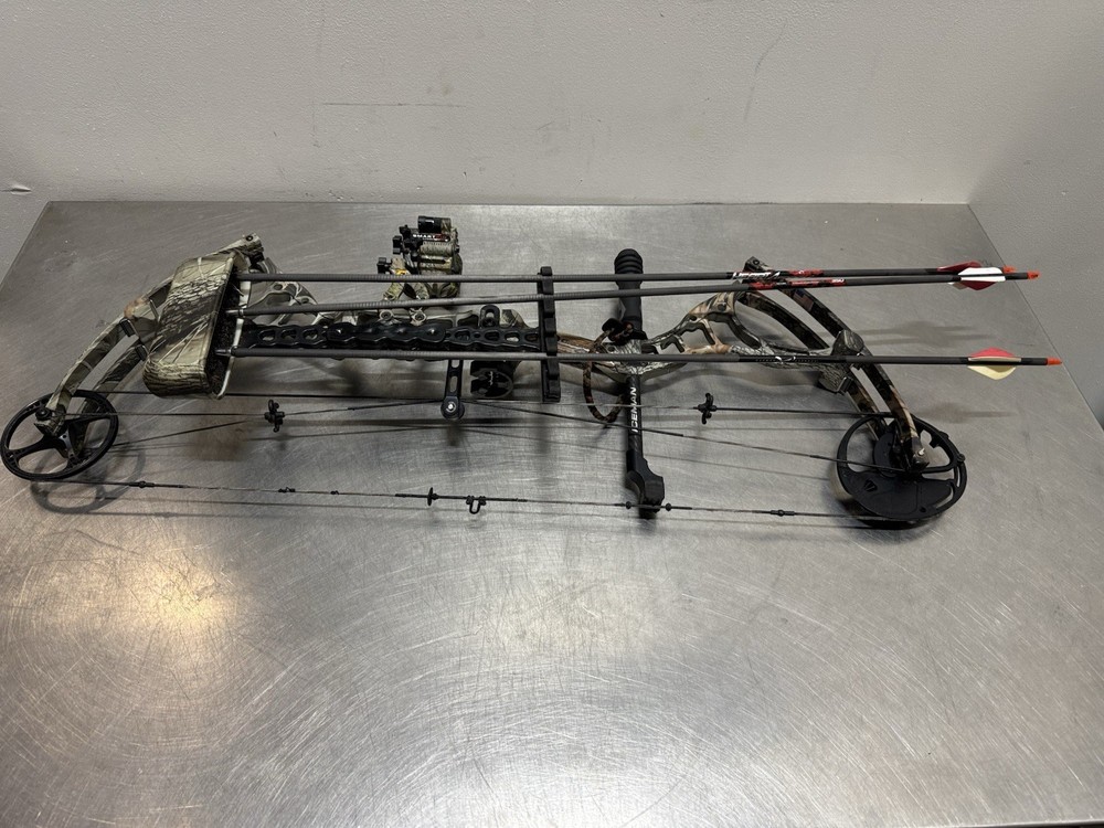 Diamond Iceman Bow Bowtech Compound Bow With Extras