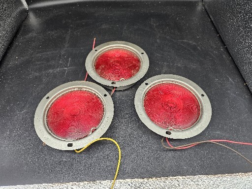 3 X Peterson PM-425 Red Light Assembly SAE