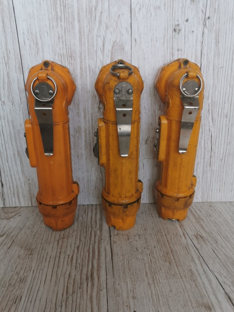 3 X FIREFIGHTERS RIGHT ANGLE BA TORCH